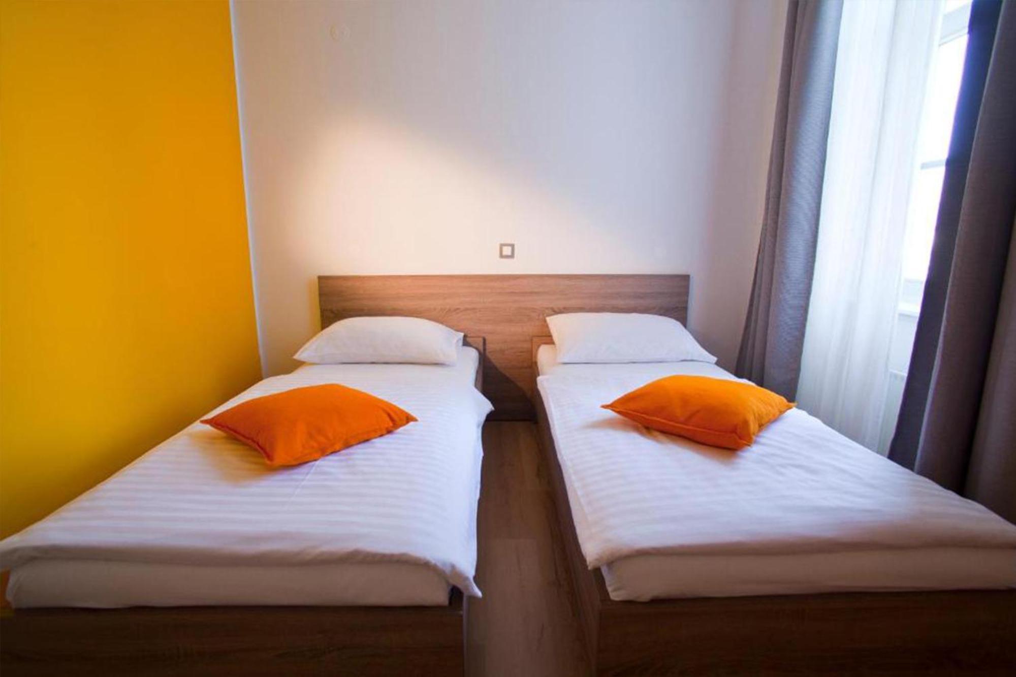 B&B Hotel Maribor Orel Exterior photo