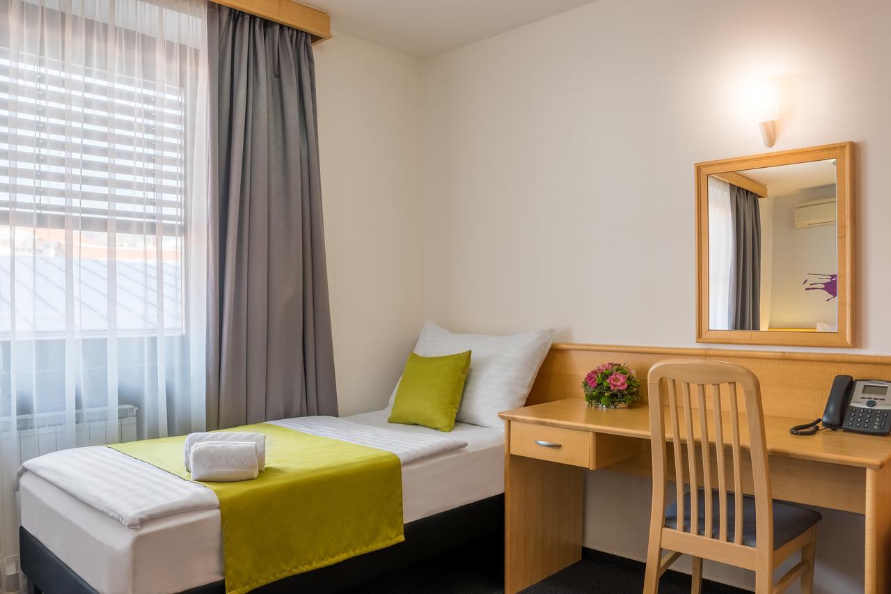 B&B Hotel Maribor Orel Exterior photo